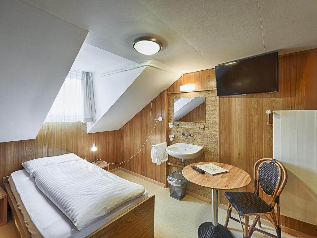 Hotel Weisses Kreuz Saint-Gall Chambre photo